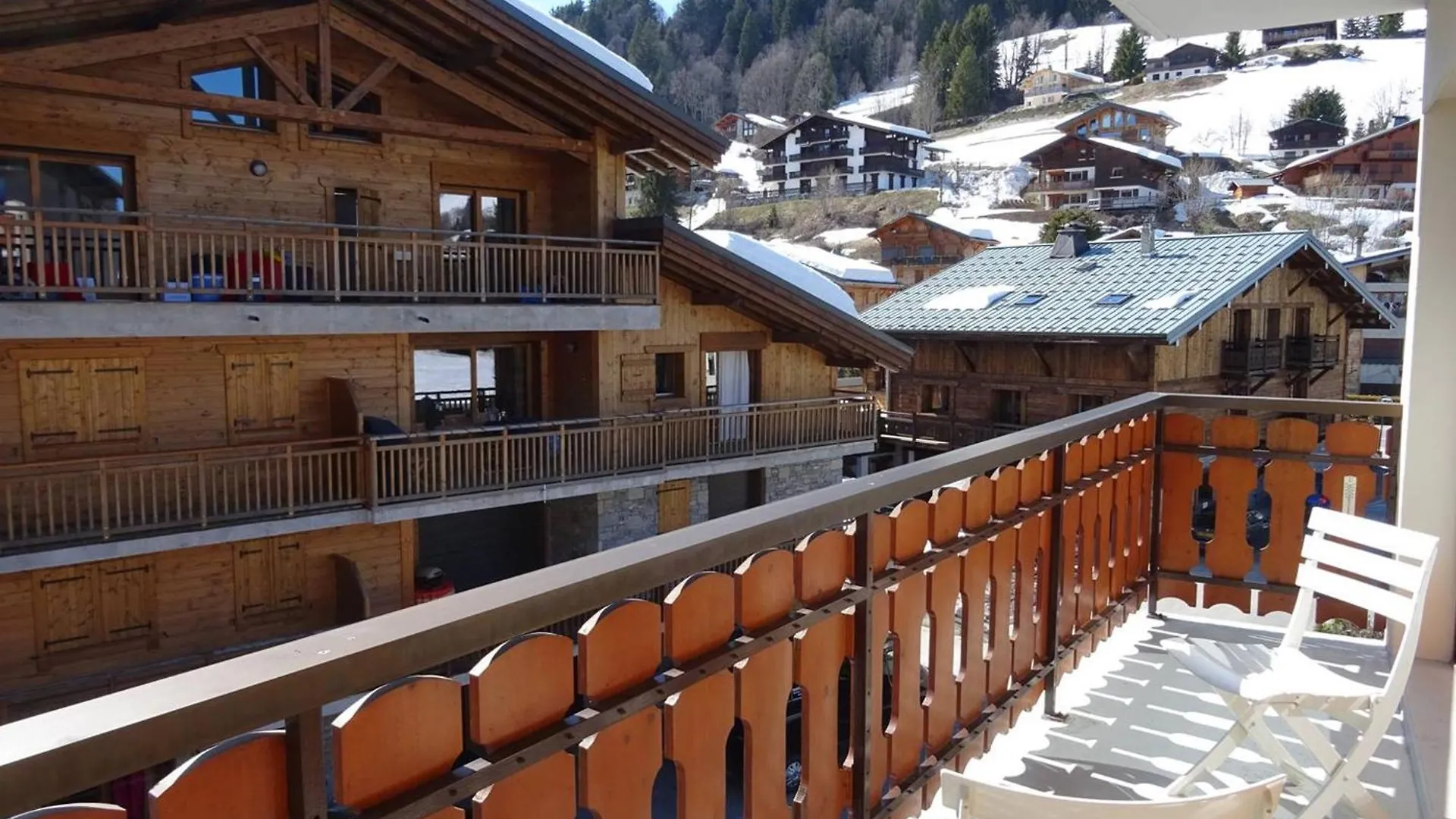 Appartement Confortable Pour 5 Pers - Sud, Balcon, Garage - 300M Commerces/Pistes, Les Gets - Fr-1-802-67 Apartment