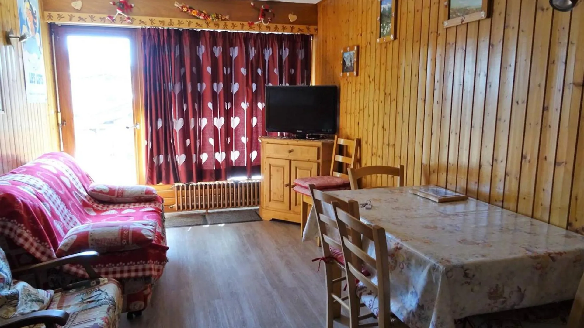 Apartment Appartement Confortable Pour 5 Pers - Sud, Balcon, Garage - 300M Commerces/Pistes, Les Gets - Fr-1-802-67